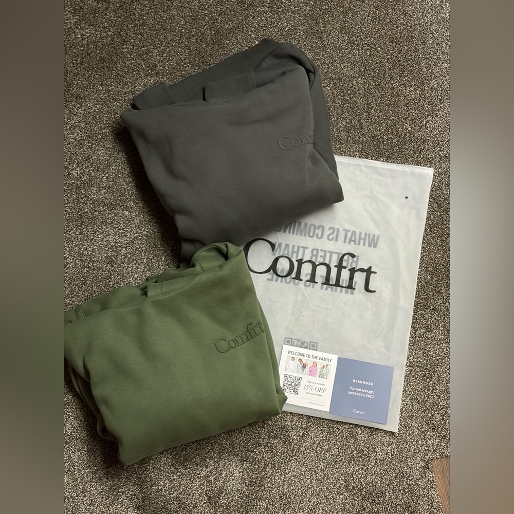 ❗️SOLD❗️NIP~ 2️⃣ XS COMFRT unisex Minimalist OVERSIZED hoodies - Forest & Steel.